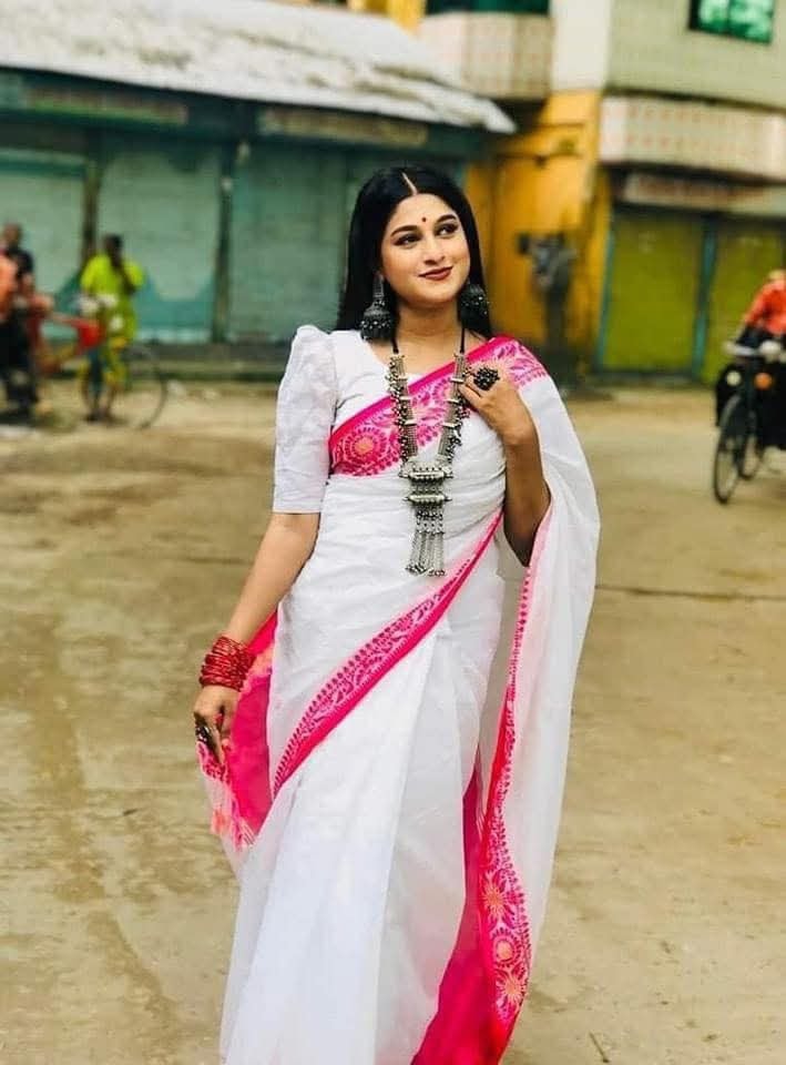 Half silk poddo pair sharee